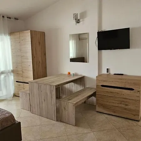 Viva аpartments Mali Robit Daire Golem (Tirana)